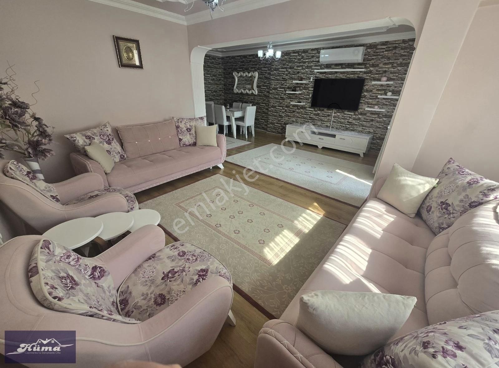 Uncubozköy'de 3+1 155m2 Lüks Arakat