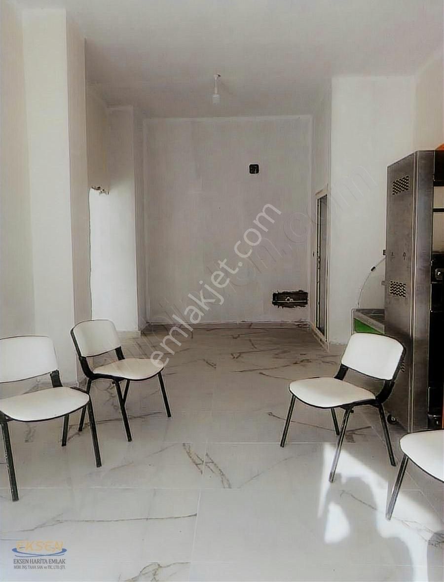 Erdemli Alata Mahallesi 450 M2 Dükkan