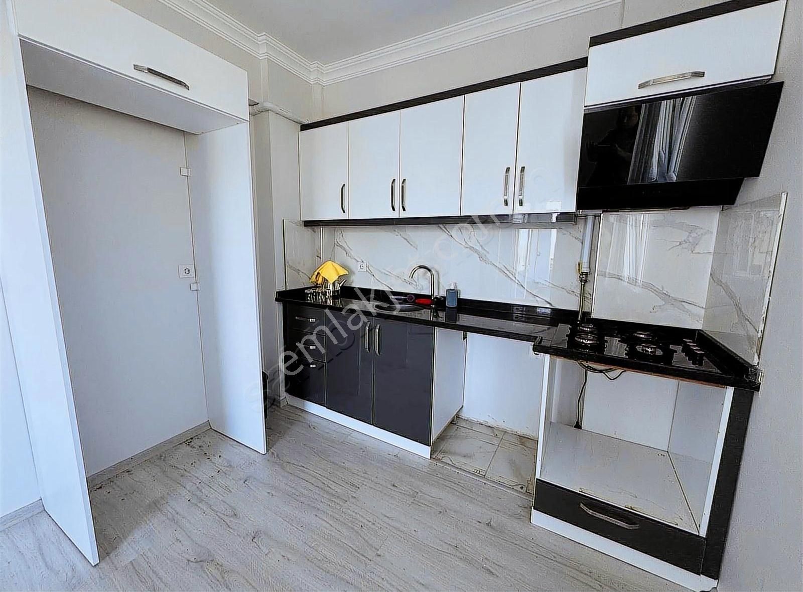 Tema Emlaktan Altınova Mah Lokasyonu Güzel 2+1 Satılık Daire