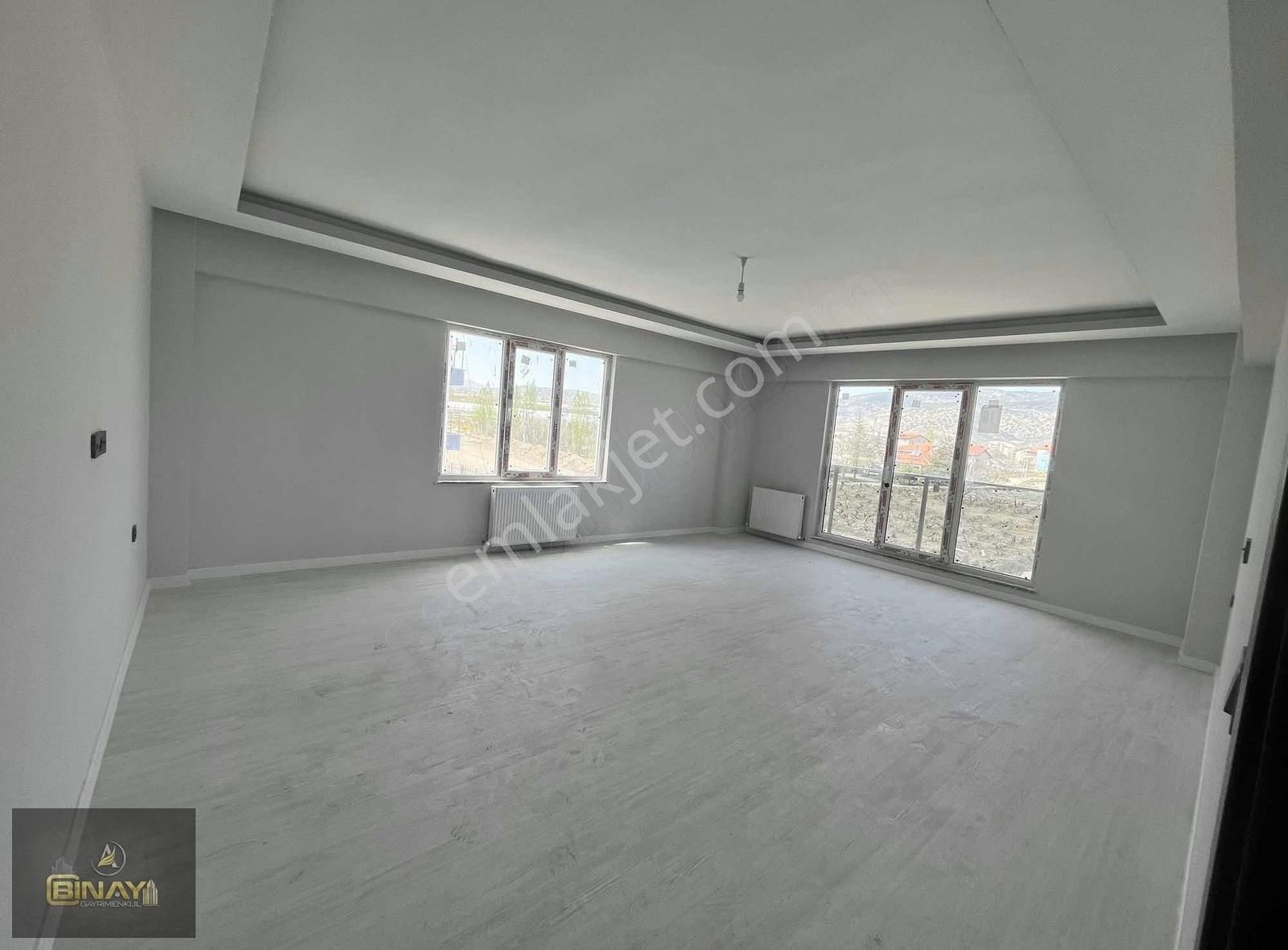 Fatih Mahallesi Krediye Uygun Site İçinde Satılık 3+1 Daire