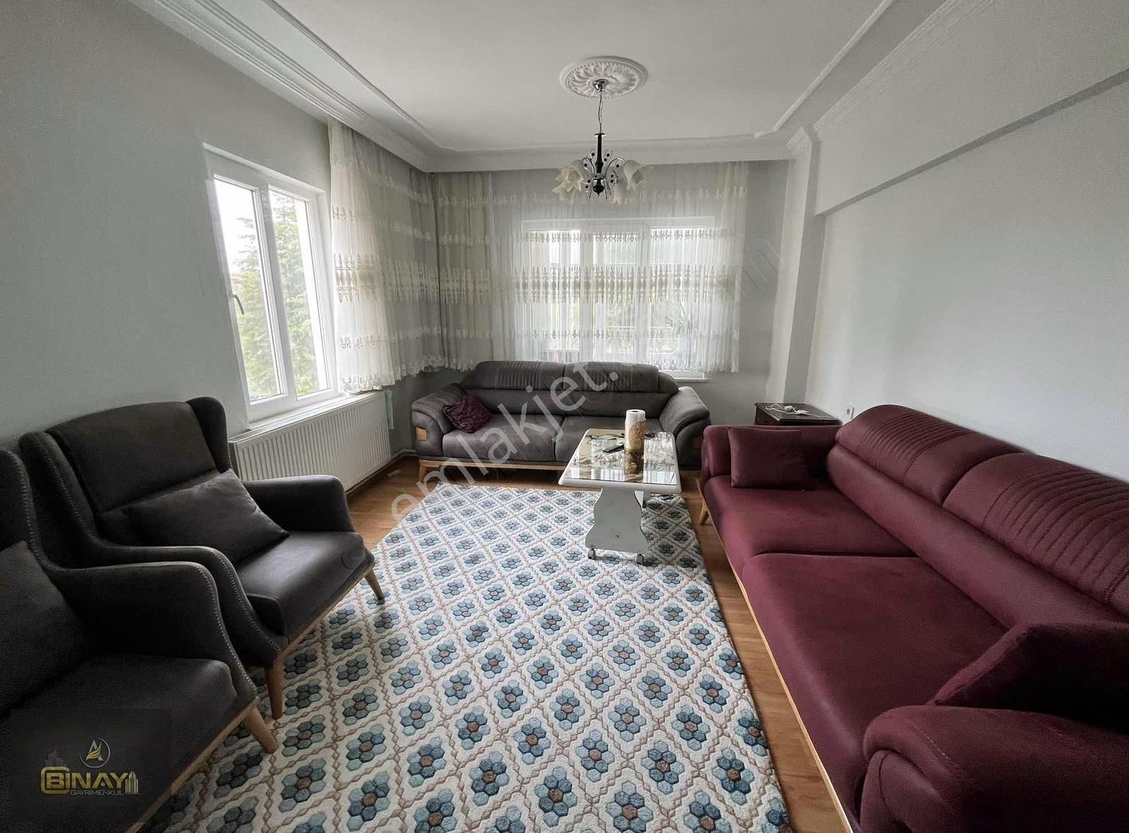 Işıkkent Mahallesinde Güney Cepheli Site İçinde Geniş 2+1 Daire