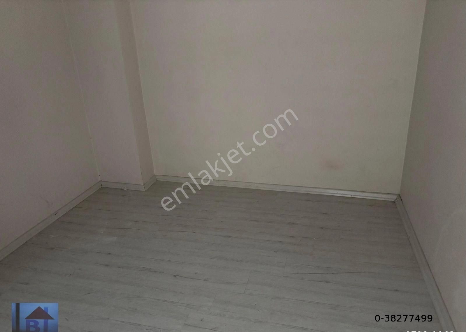 Mersin Akdeniz Mah Silifke Cad Karfur Karşısı 2+1 Amerikan Mutfak Dogalgazlı 5 Yaşında Yeni Temiz D