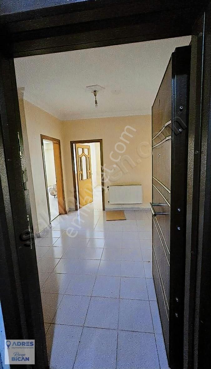 Ri'den Kiralık Metro Yakını Daire