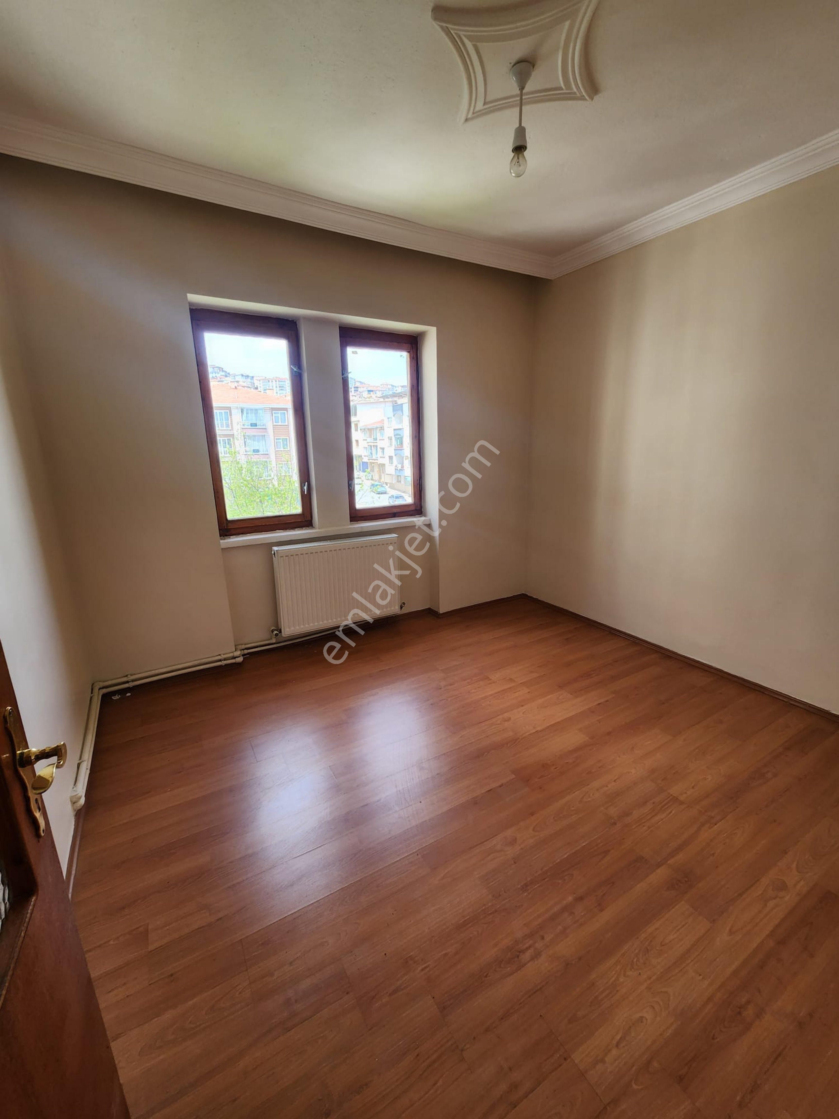 Şehitlik Mahallesi’nde Satılık 3 + 1 Daire