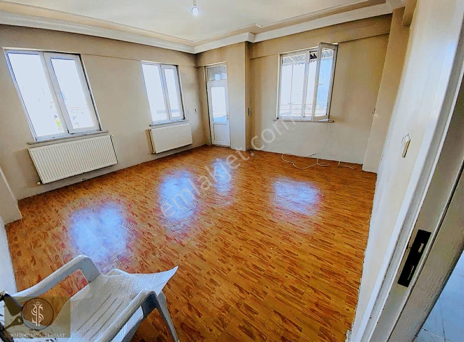 Kiralık Mehmet Akif Mah Cuma Pazarı 6.kat 3+1 Kombili 120m Daire