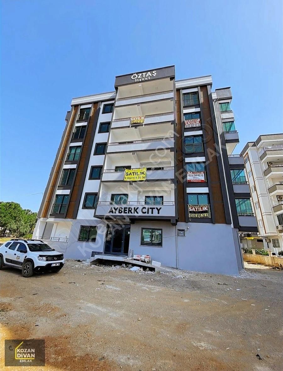 Kozan Divan Emlak'tan Hastane'ye Komşu Satılık 2+1