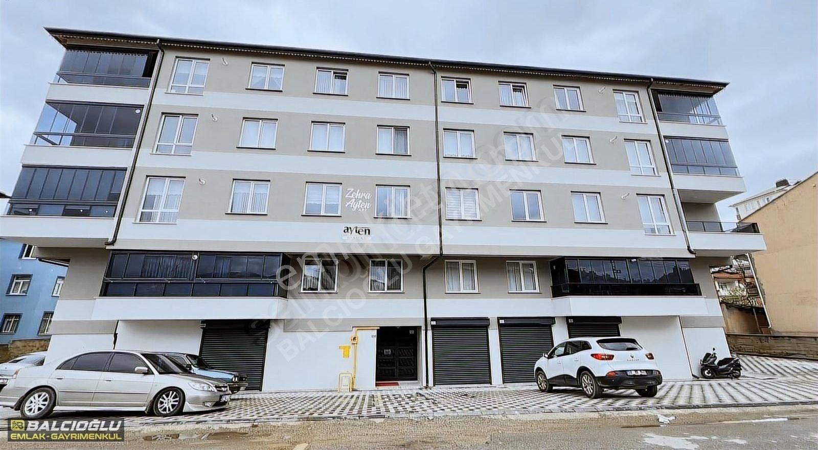Balcıoğlu Emlaktan Satılık Ebeveyn Banyo Lüks Garajlı 3+1 Daire