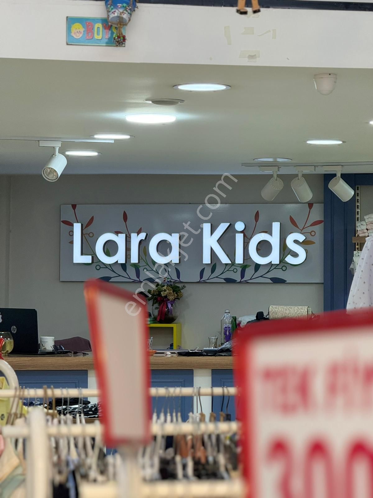Lidya Group'dan Manisa Alaşehir Sevgi Yolunda Devren Kiralık - Lara Kıds - Çocuk Giyim Mağazası