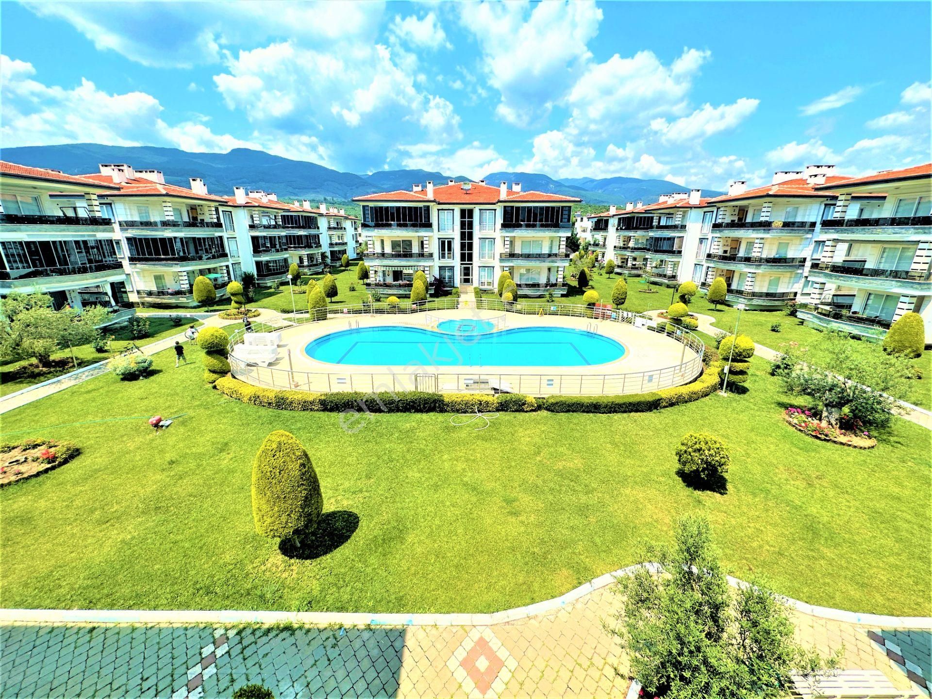 🔴aktif'ten Güre'de Satılık Yüzme Havuzlu Denize Yakın Ultra Geniş Çift Cam Balkonlu 2+1 Şık Daire