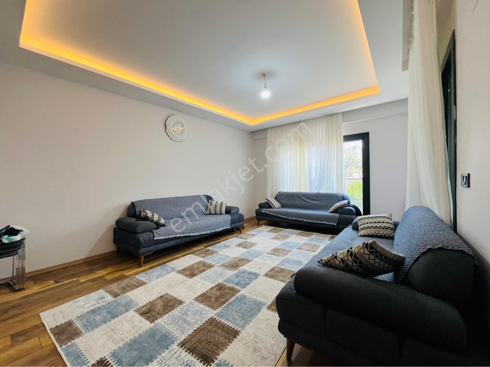 Ethereal'den Davultepe'de Siteiçi Geniş Oturumlu B. Mutfak 2+1