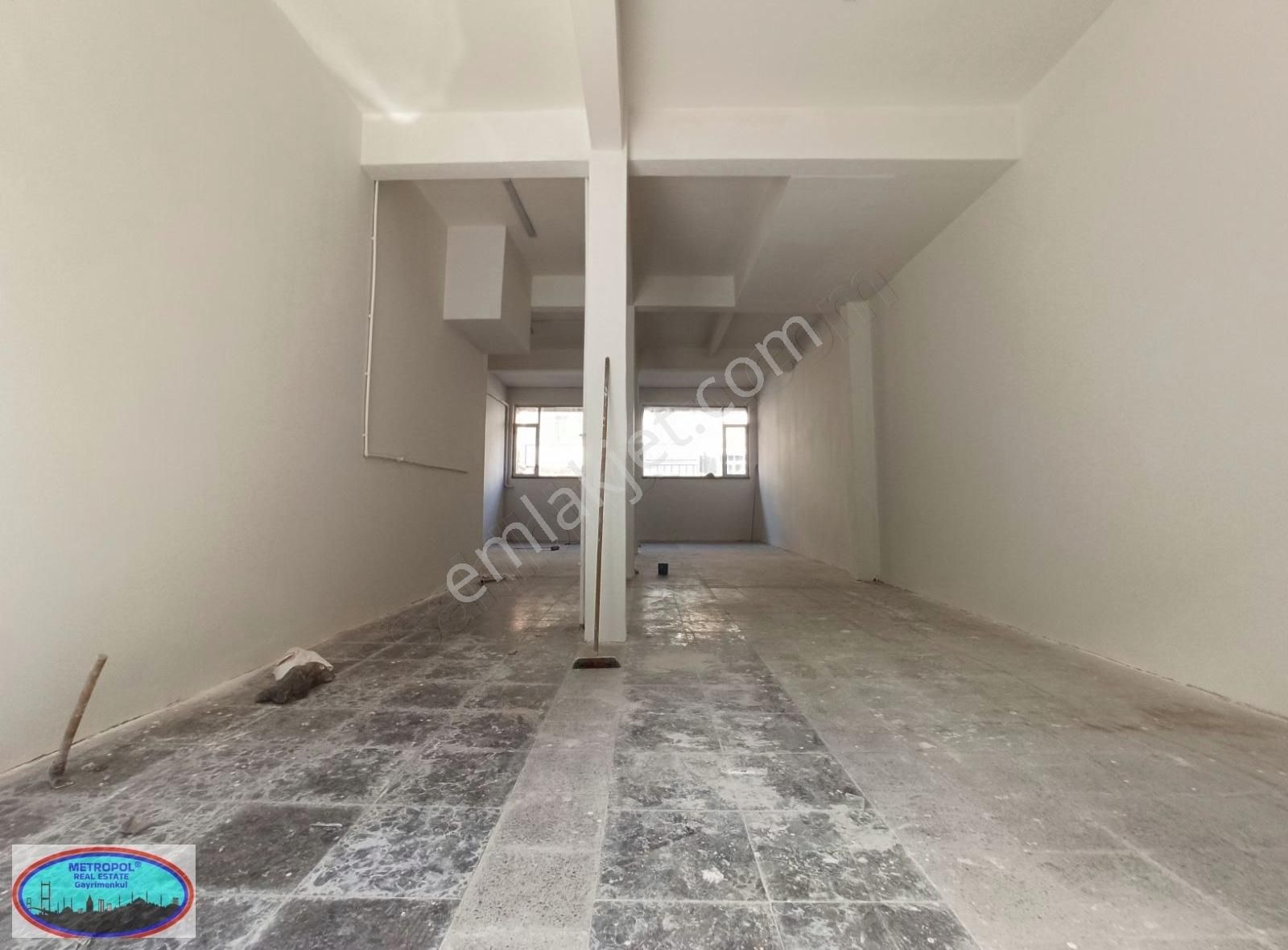Kağıthane Gürsel Mah.105 M² Kiralık Dükkan- İşyeri