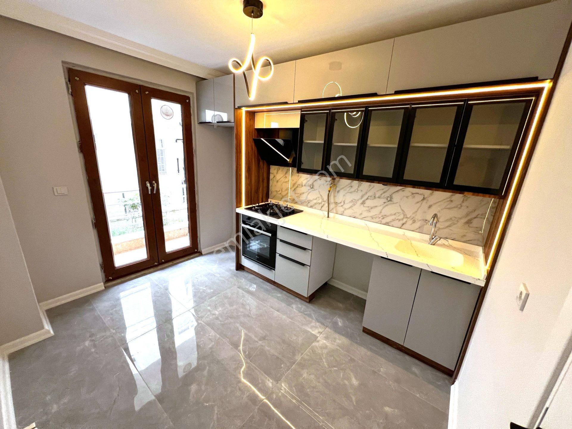 Yiğit'ten Altınkum'da 3+1 Asansörlü Doğalgaz Kombili Daire