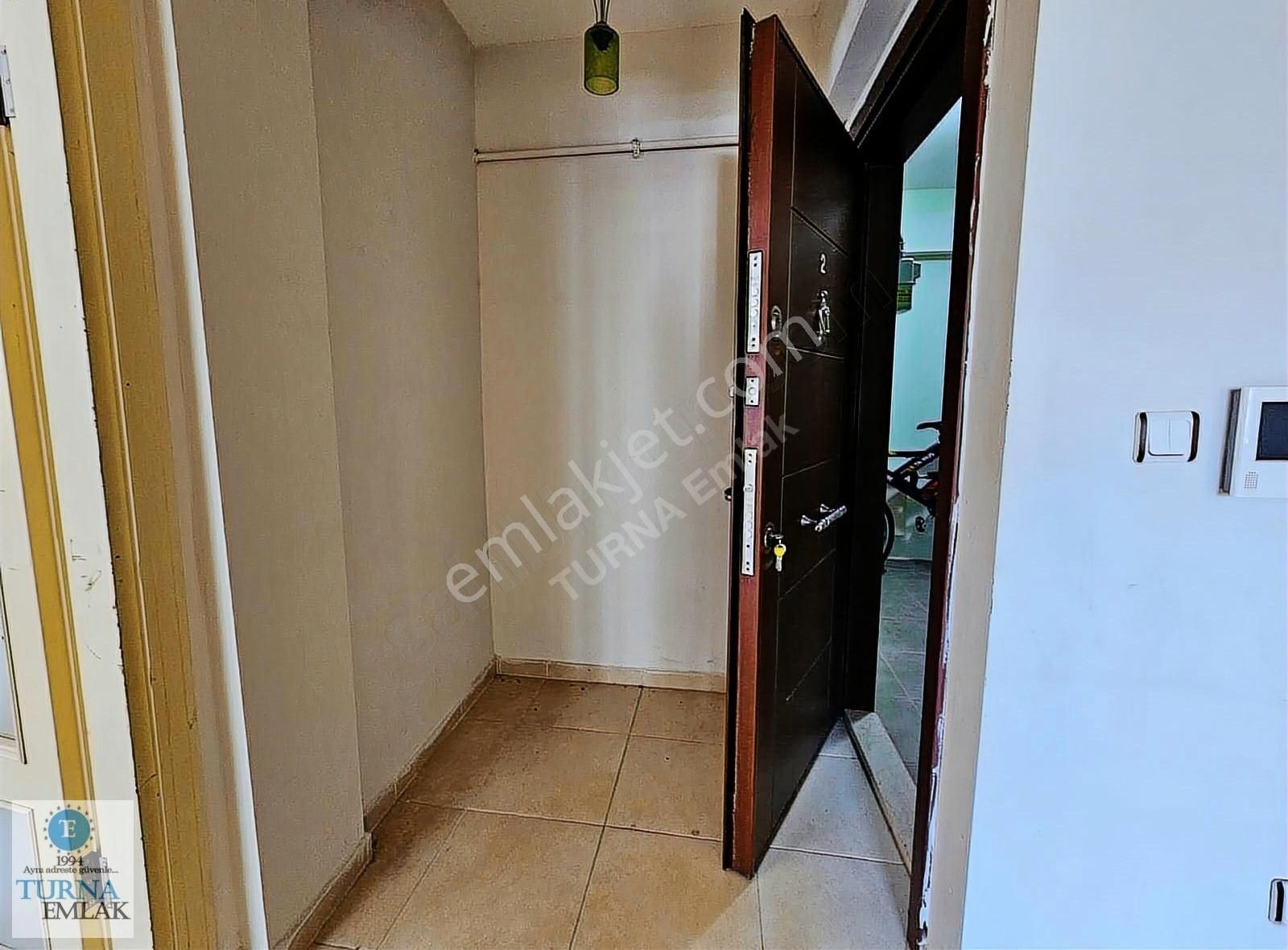 Kiralık 2+1 Daire Çekmeköy Çamlık Mahallesi Metroya Yakın