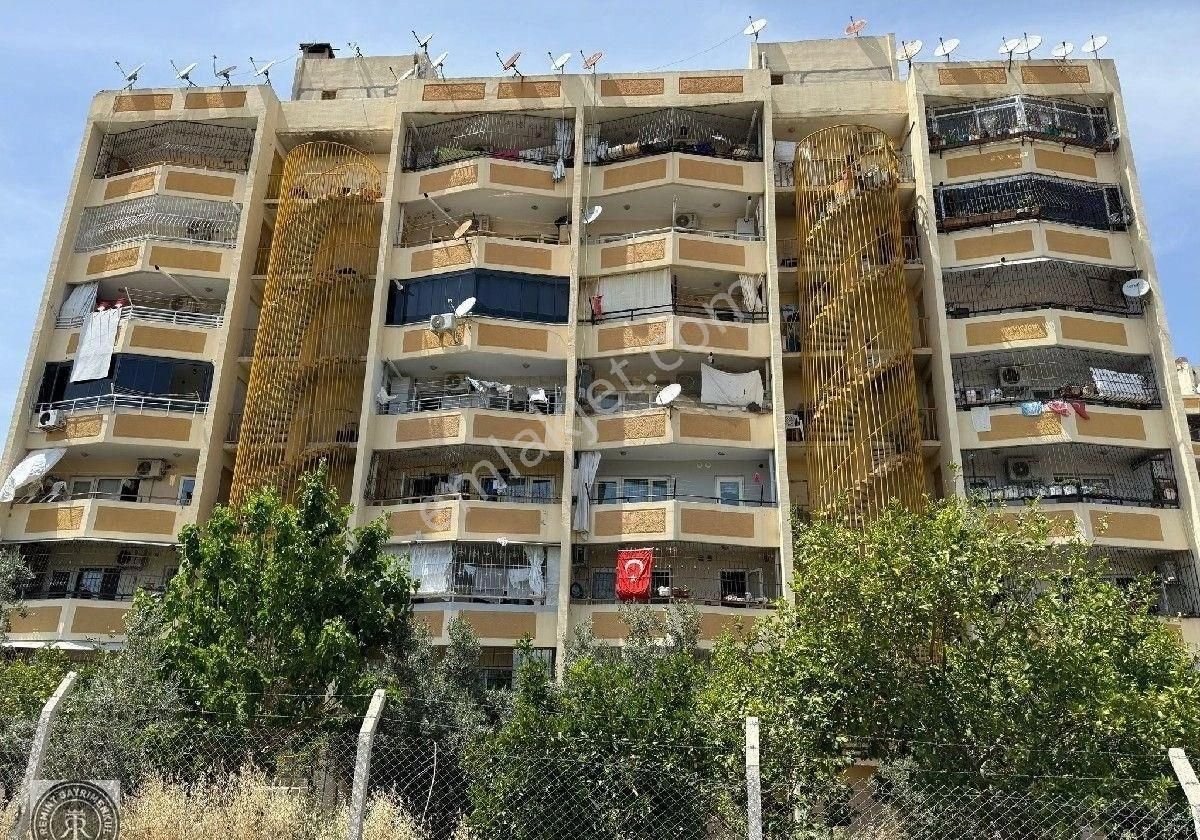 Sarıçam Osmangazi Mahallesinde 2+1 Kapalı Mutfak Direk Hasarsız Cazipp Fiyata Satılık Daire