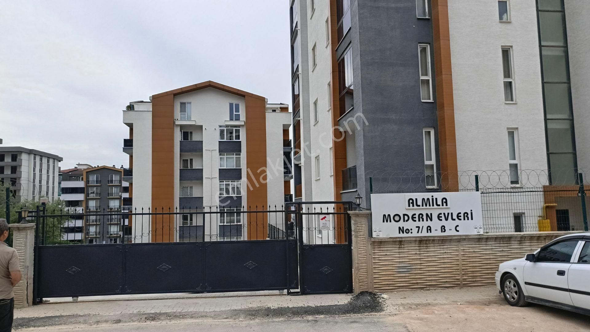 Bursa Nilüfer Kayapa Çamlık 'ta Havuzlu Kiralık 2+1 Daire