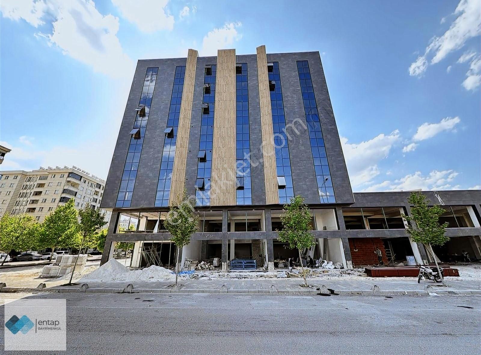 Entap'tan Mücahitler Mah. Gözde Konumda Satılık Ofis!!!