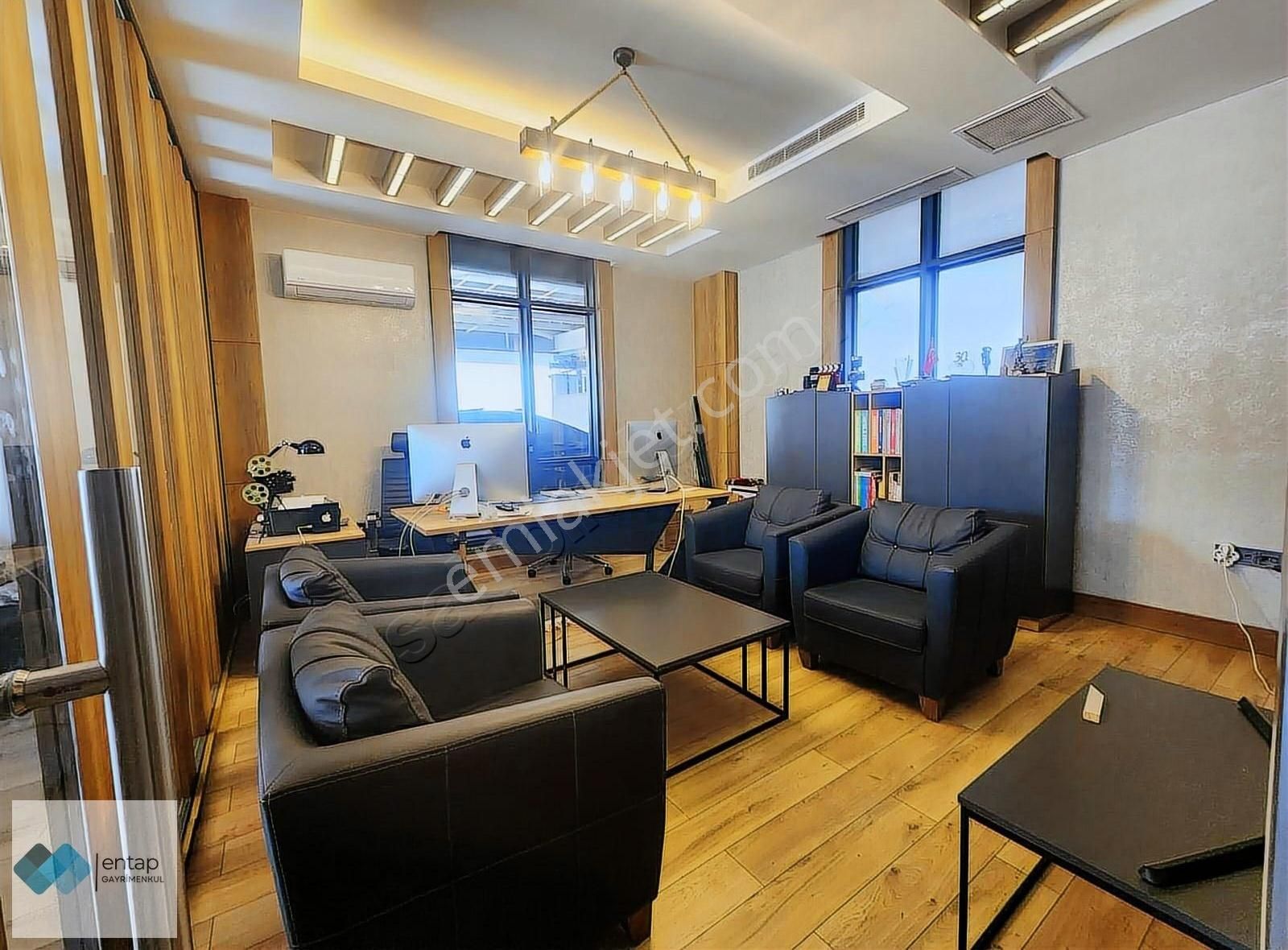Entap'tan Şehrin Kalbinde 15 Temmuzda Cadde Üzeri Kiralık Ofis