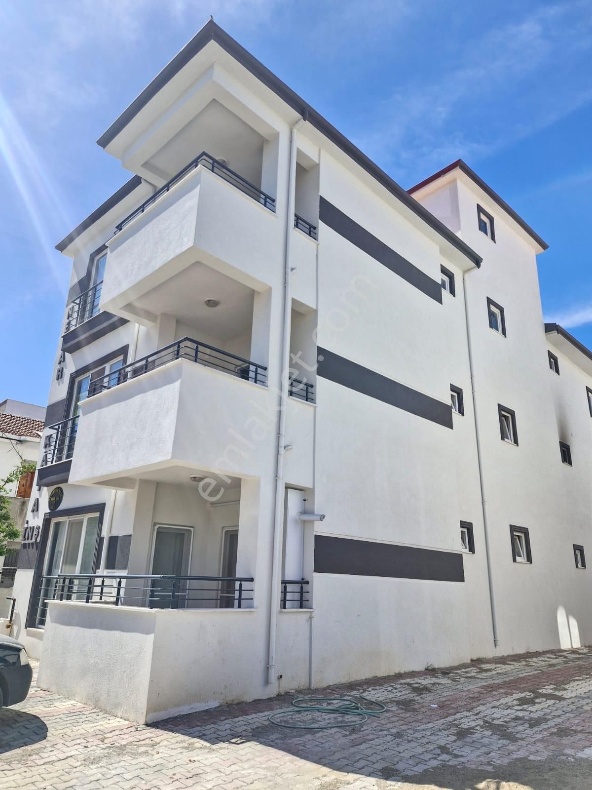 Huzur Gayrimenkulden Çarşı Merkezinde Satılık 2+1 Daire