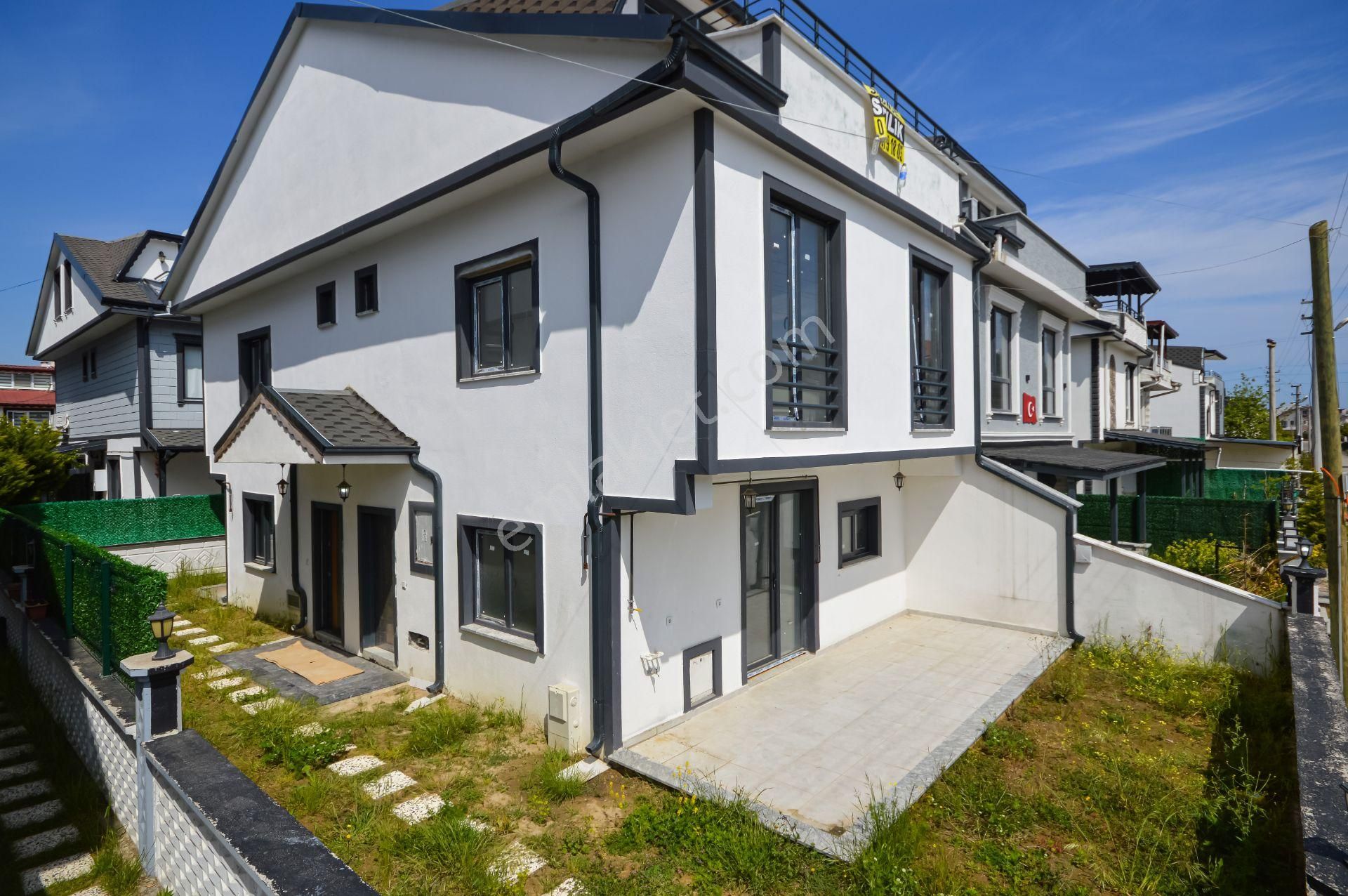 Kocaali De Büyük Bahçeli Lüks 3+1 Villa: Gerçek Kaliteyle Yeni Bir Yaşam!"