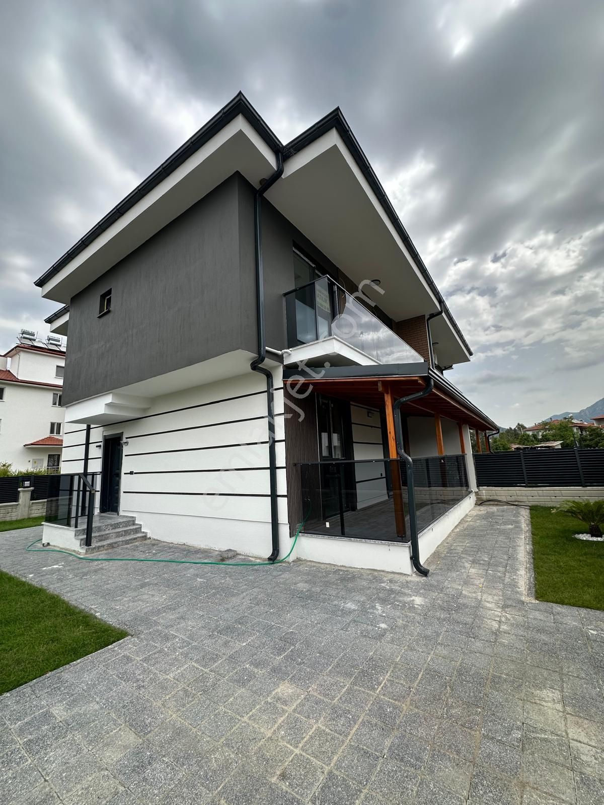 Ortaca Da 4+1 150 M2 Sıfır Villa Satılık