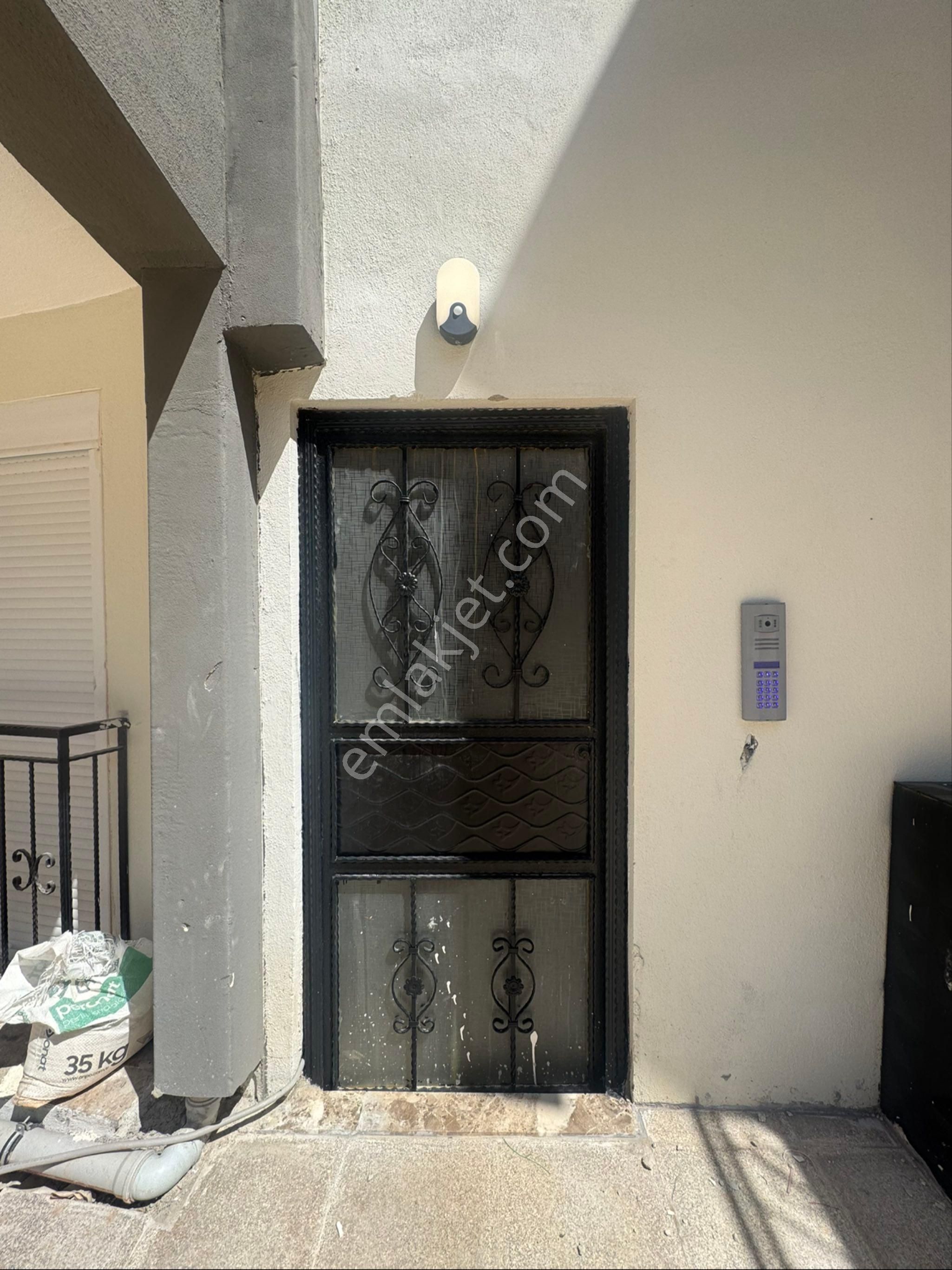 Finike Kızılca Mahallesinde 2+1 Kiralık Daire