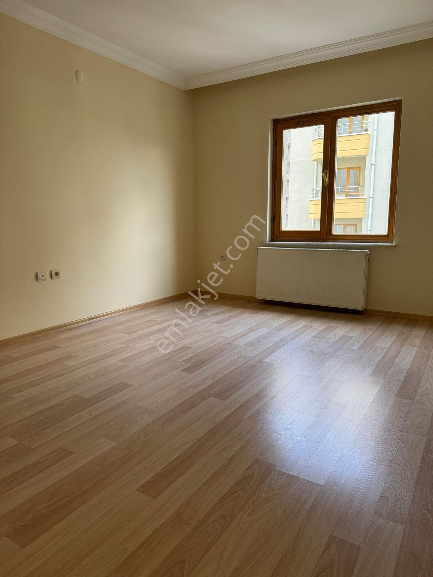 Çayyolu Ümit Mah. Çamlıca Bulvarda Kiralık 3+1 Daire