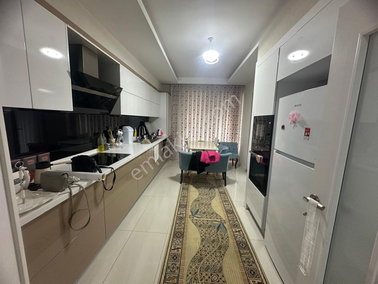Akçay Emlak'tan Akşehir Altın Vadi Konutlarında Bir Hafta Geçerli Fiyatla Satılık 3+1 Daire