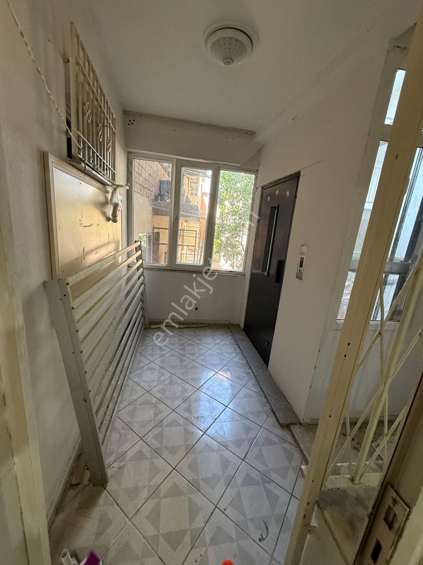 Yeşilova Mah 3+1 120m2 Kiralık Daire