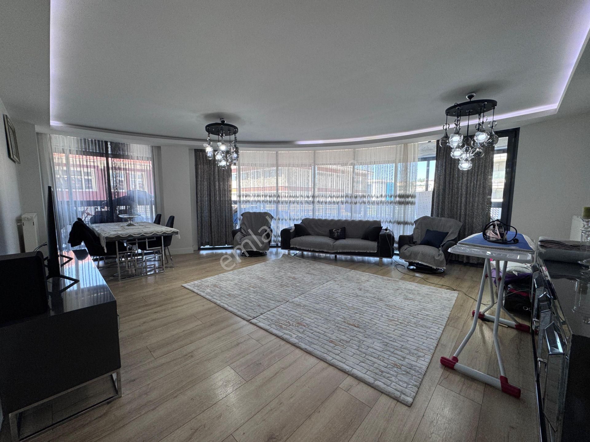 Goldhouse Dan Satılık Real Merter De 3+1 Daire