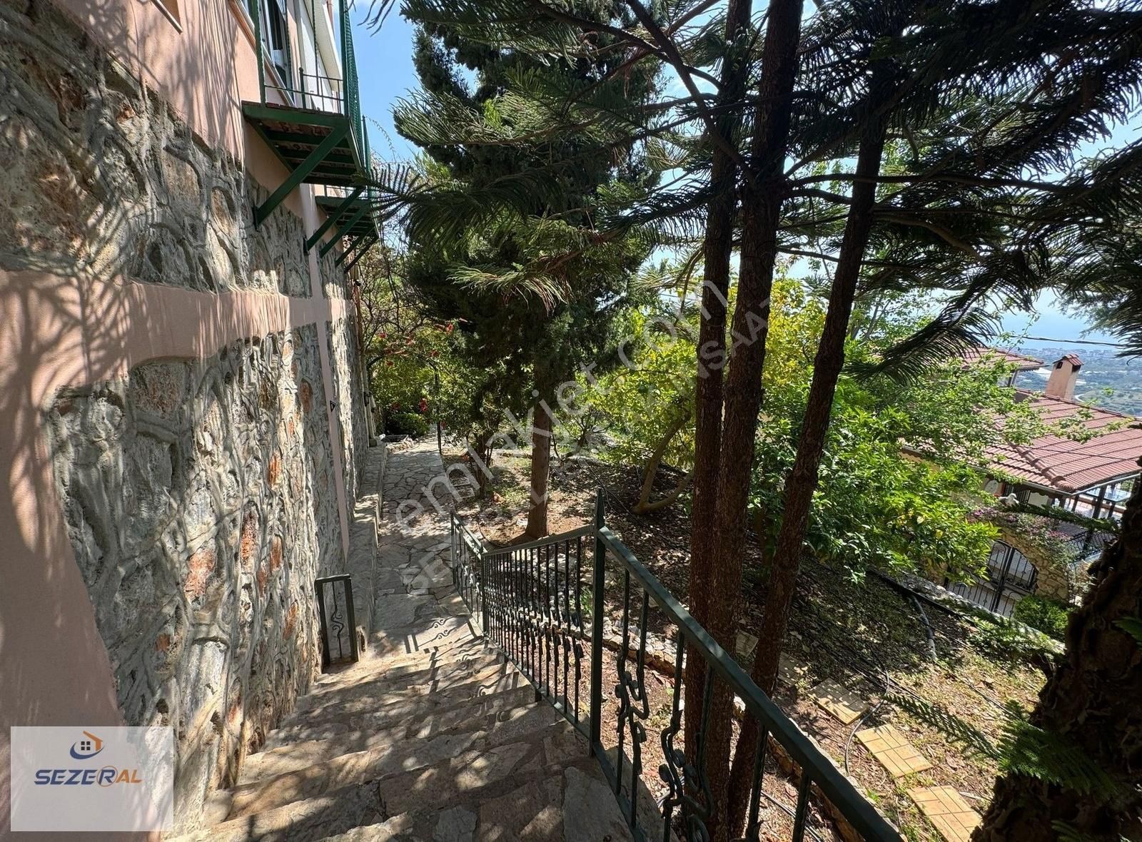 Alanya'da Satılık Deniz, Kale Manzaralı Lüks Villa - Görsel 20