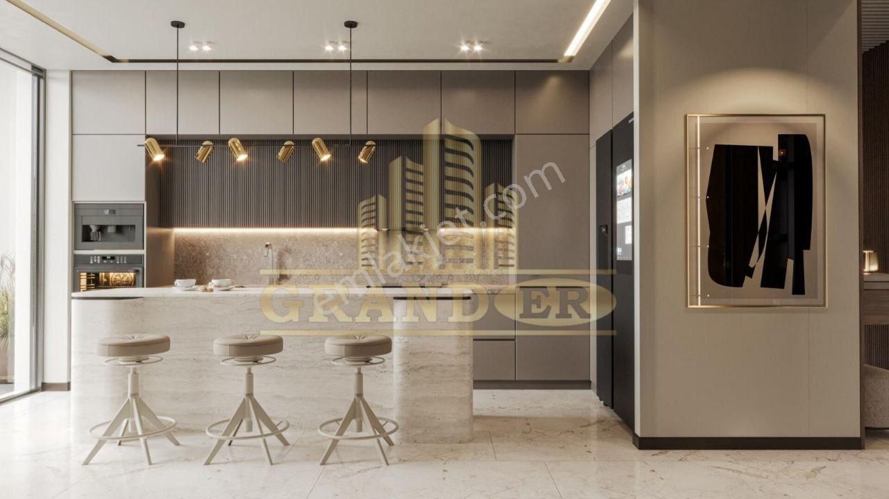 Yenişehir Deniz Mahallesinde 4+1 Asansörlü Lüks Satılık Villa