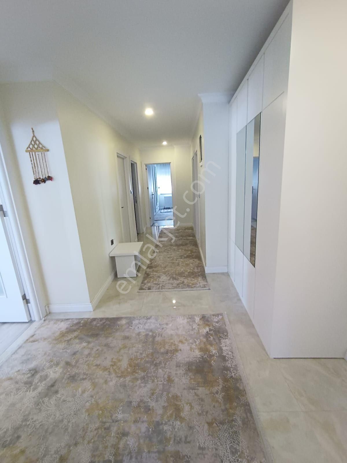 Bahçelievler 500 Bulvarda 4 + 1 200 M2 Satılık Daire - Görsel 21