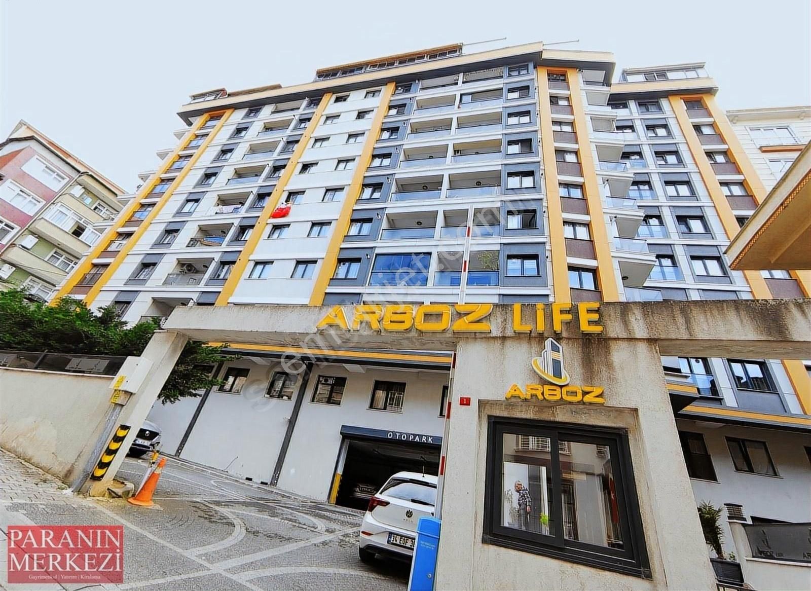 Gürsel Arboz Sitesinde Yüksek Tavanlı Çift Daire 4+2 Dubleks