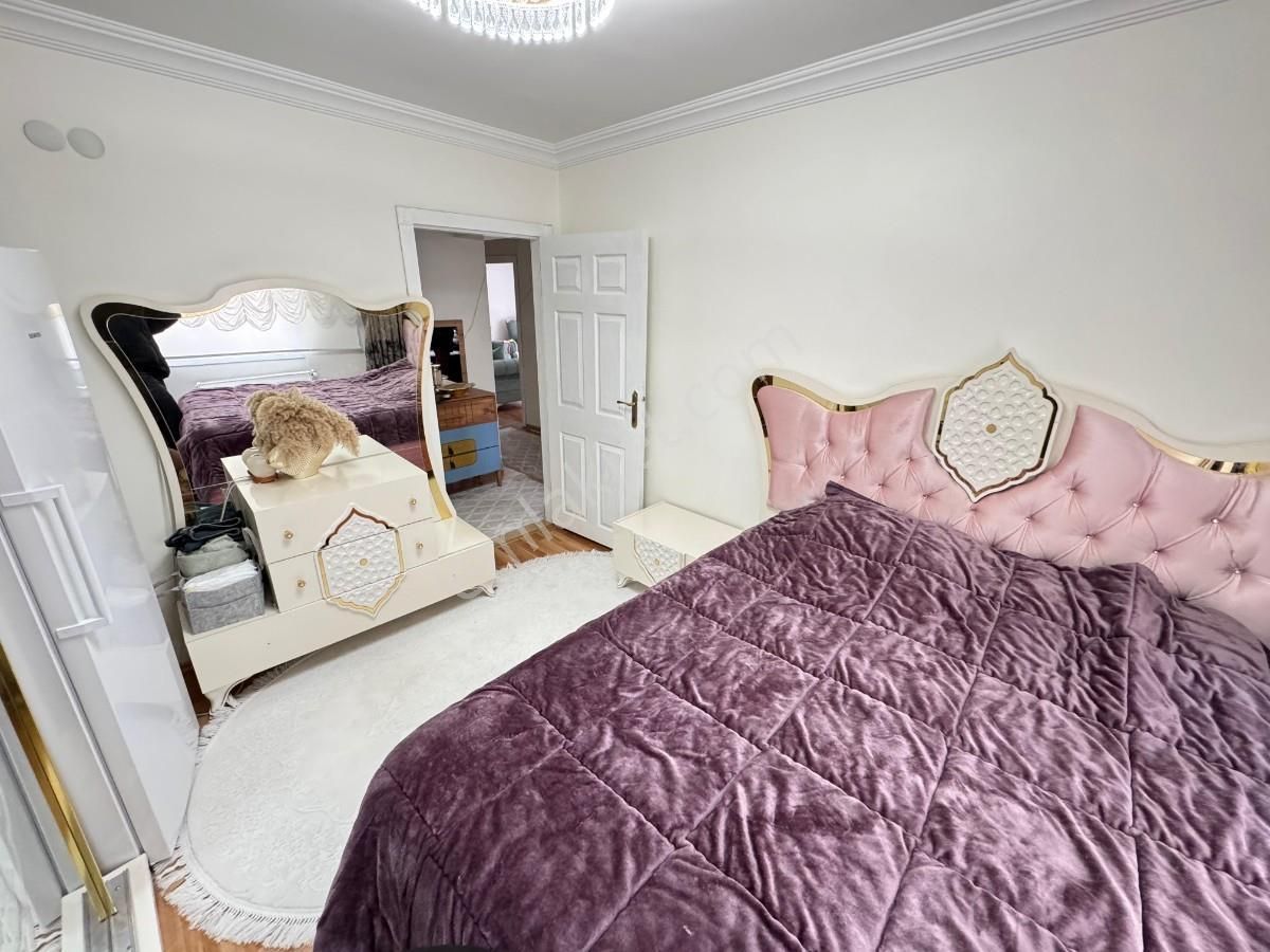Sincan Pınarbaşı Mah 3+1 Full Yapılı Ara Katta Bağımsız Daire