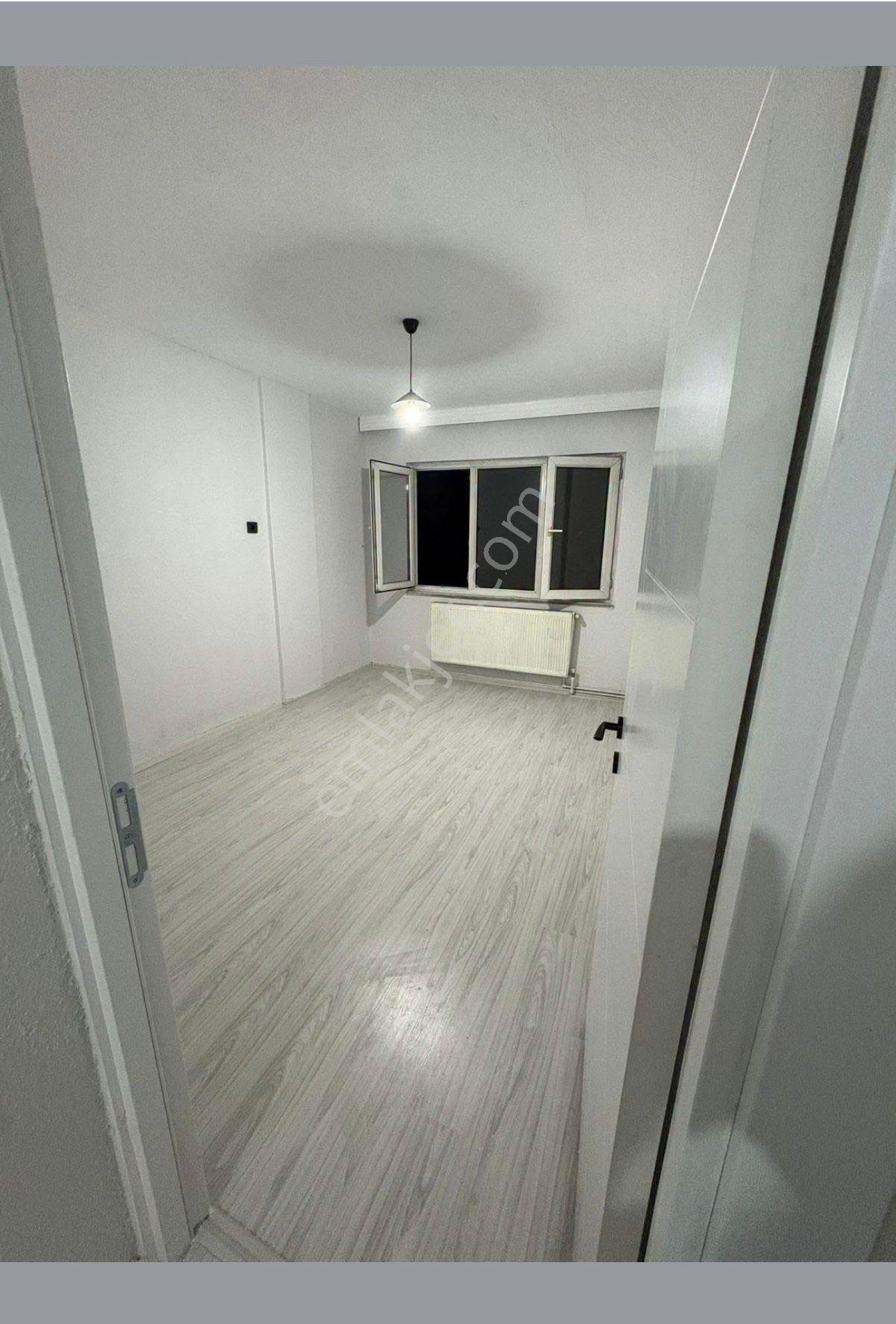 Bozdoğan Petrol'de Satılık 2+1 Merkezi Konumlu Bakımlı Daire - Görsel 23
