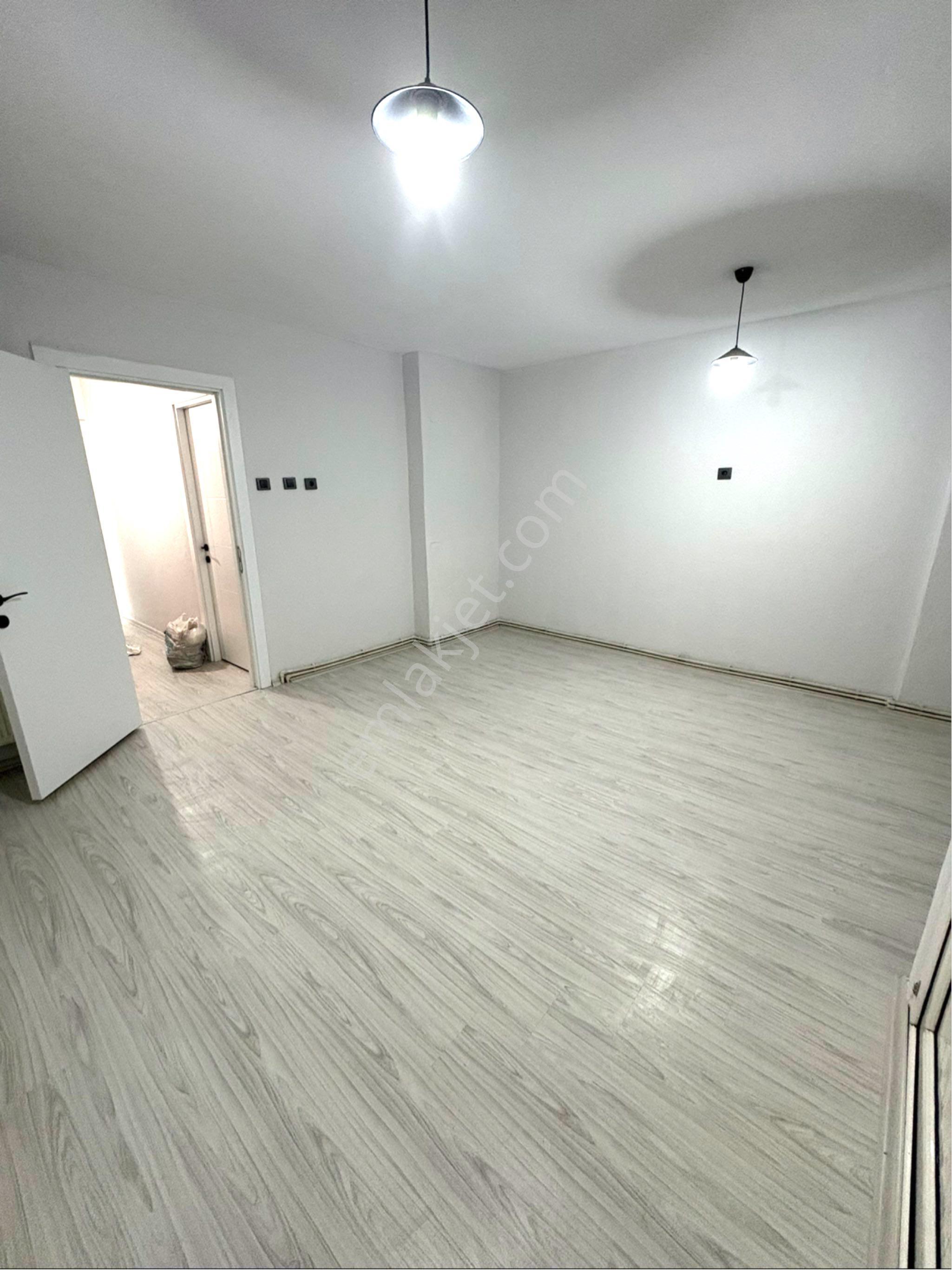 Bozdoğan Petrol'de Satılık 2+1 Merkezi Konumlu Bakımlı Daire - Görsel 14