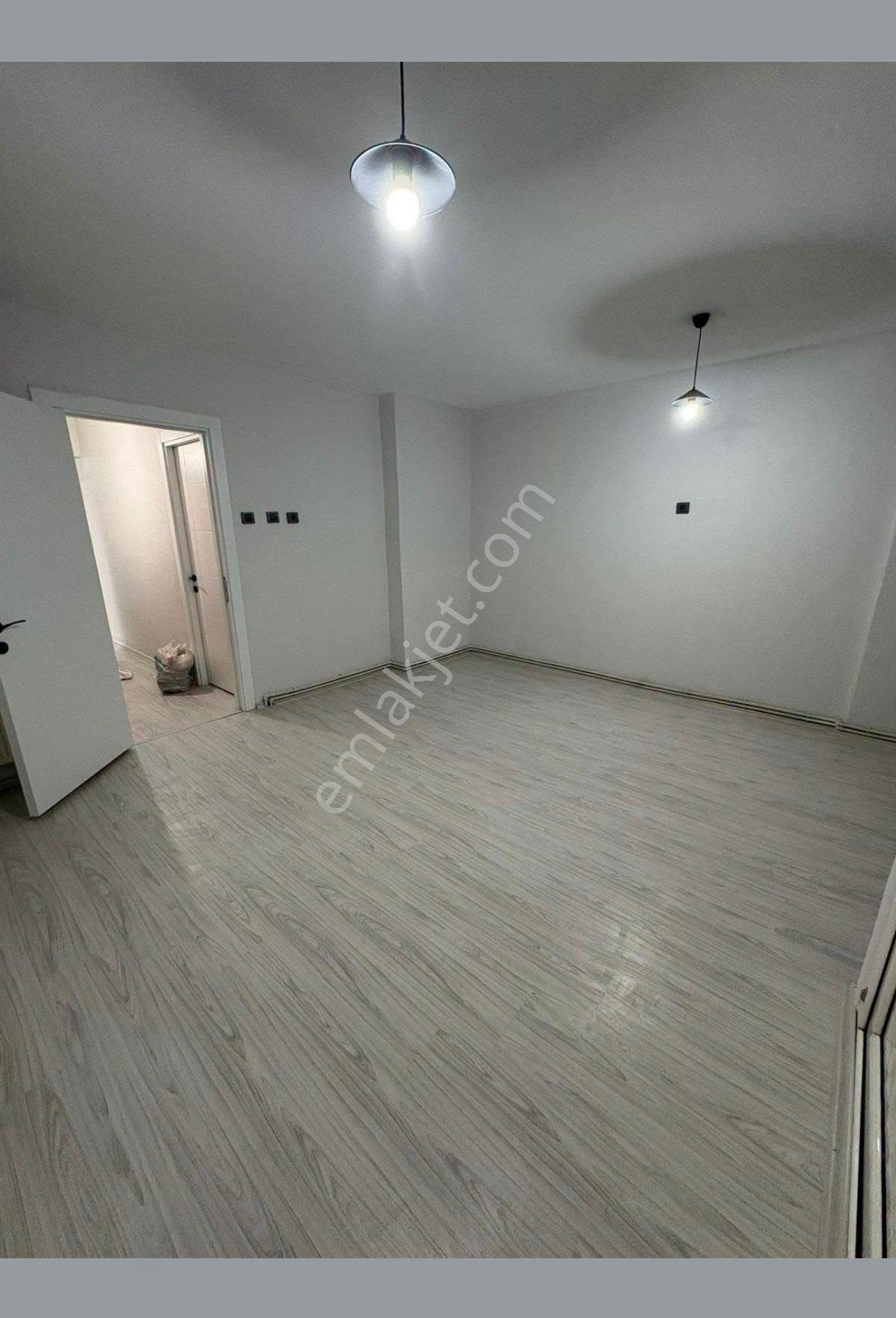 Bozdoğan Petrol'de Satılık 2+1 Merkezi Konumlu Bakımlı Daire - Görsel 24