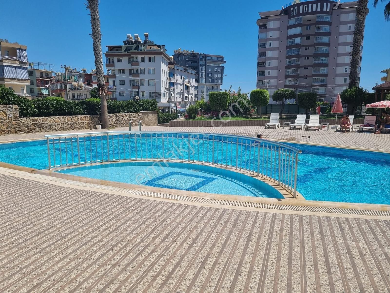 Cikcilli Yeni Dunya Sitesi 2+1 Esyali Satılık Daire