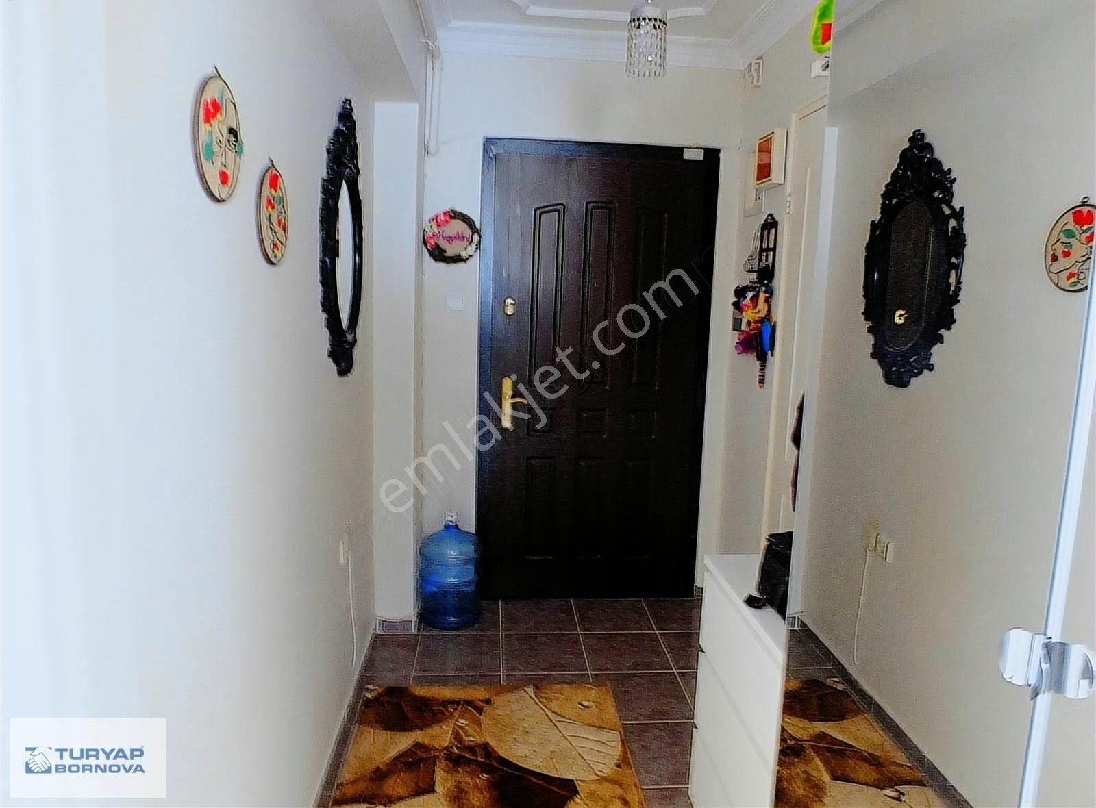 Bayraklı ,manavkuyu 3+1 Satılık Daire.