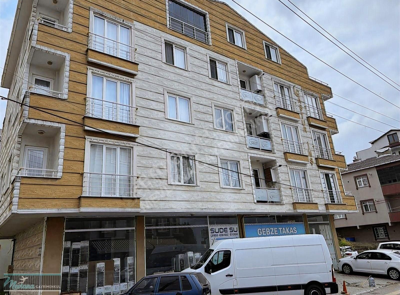 Gebze Cumhuriyet Mahallesin De Satılık Arakat Daire
