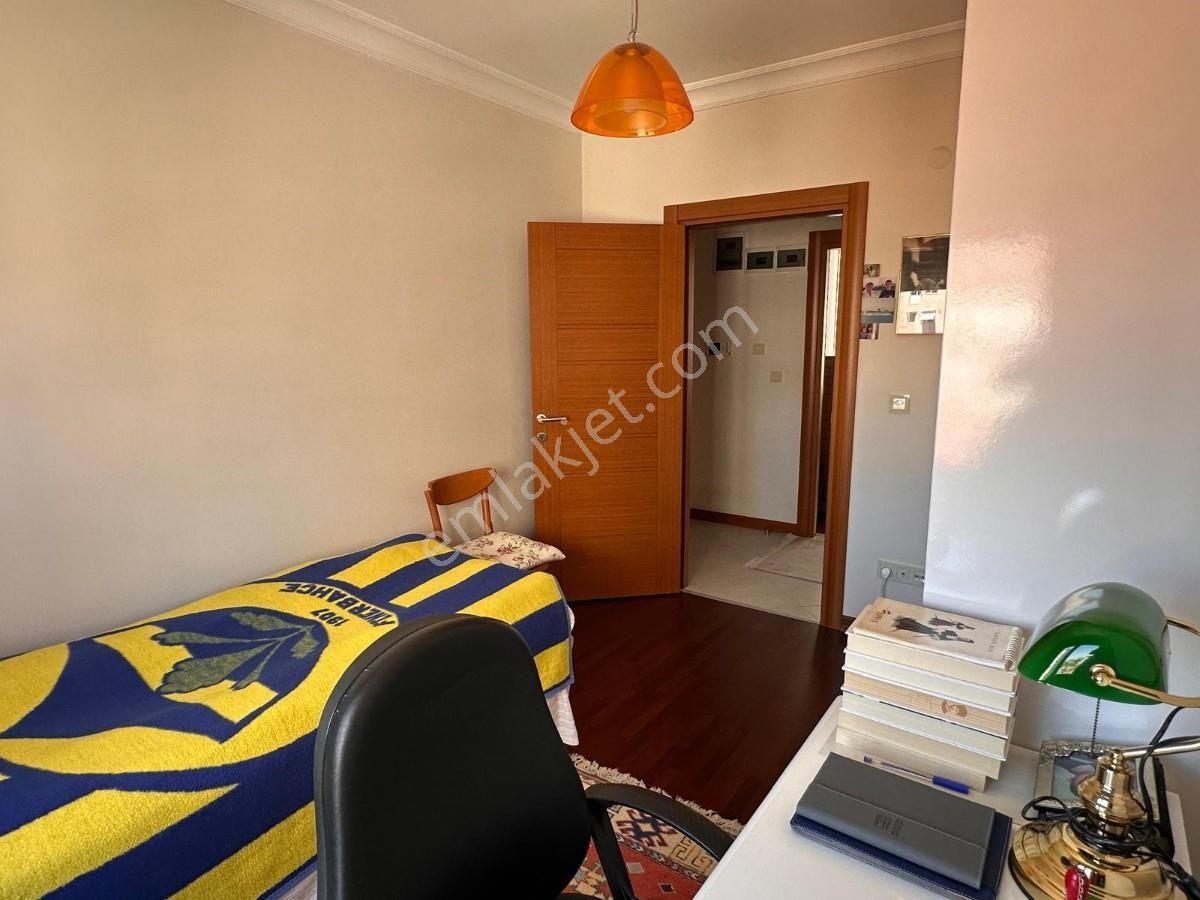 Turyaptan Feneryolunda 10 Yıllık Binada Satılık 3+1 Daire - Görsel 18