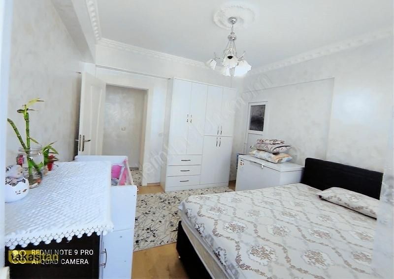 Beykent 1.etap Uzayçatı Pazaryeri Yanı Masrafsız Geniş 3+1 Frsat