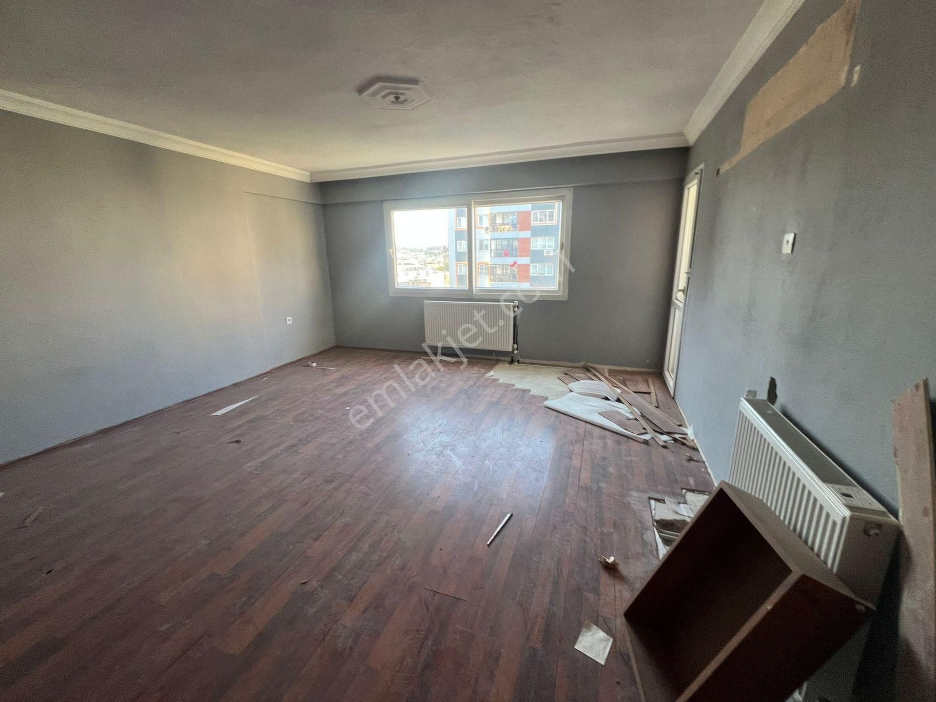 Buca Koşu İzban Yakını 3+1 130m2 D.gazlı Arakat Site İçinde Kiralık Daire