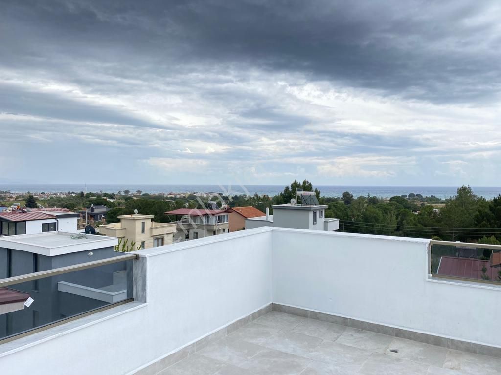Doğanbey'de Deniz Şehir Doğa Manzaralı Satılık Bahçeli 4+1 Villa