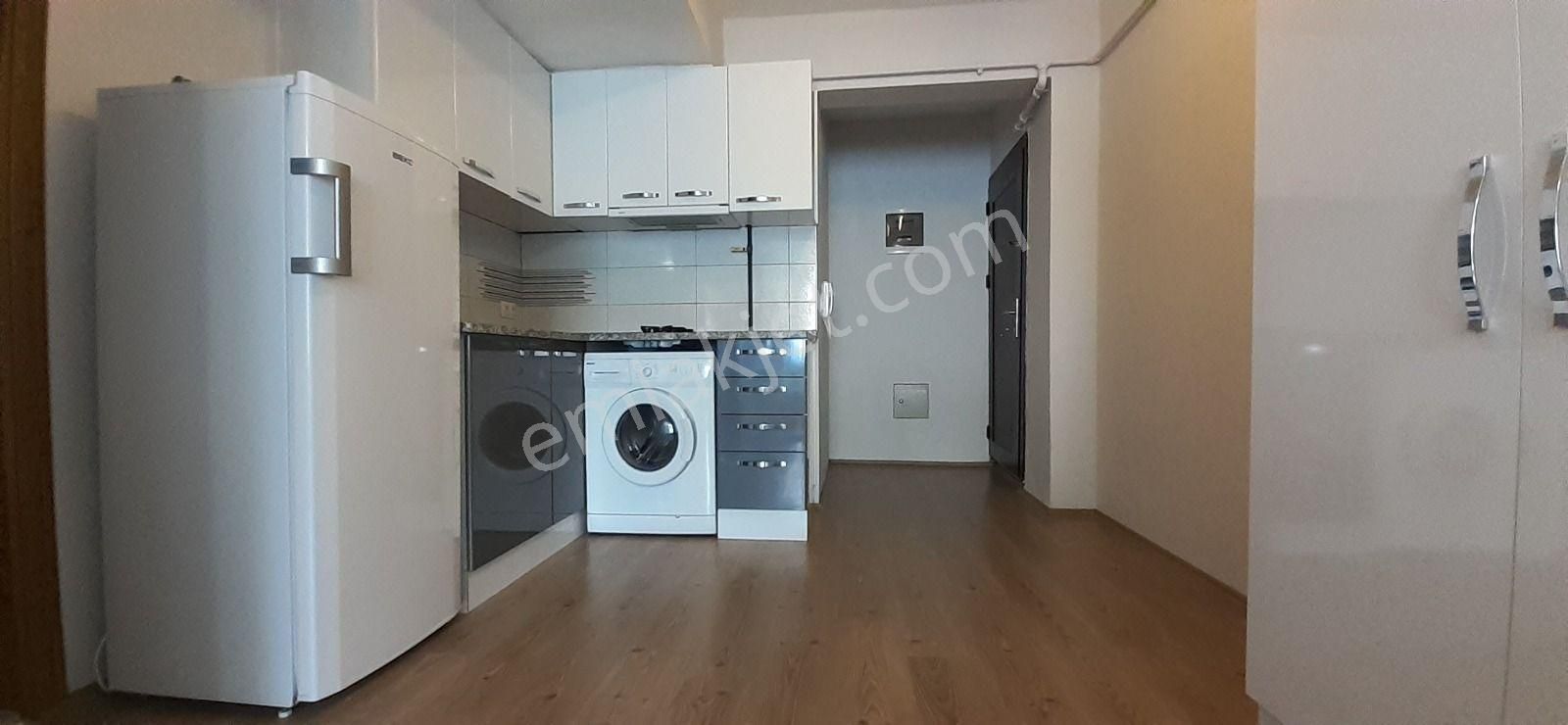 Ender Uysaldan Foruma Yakın 1+1 Eşyalı Apart