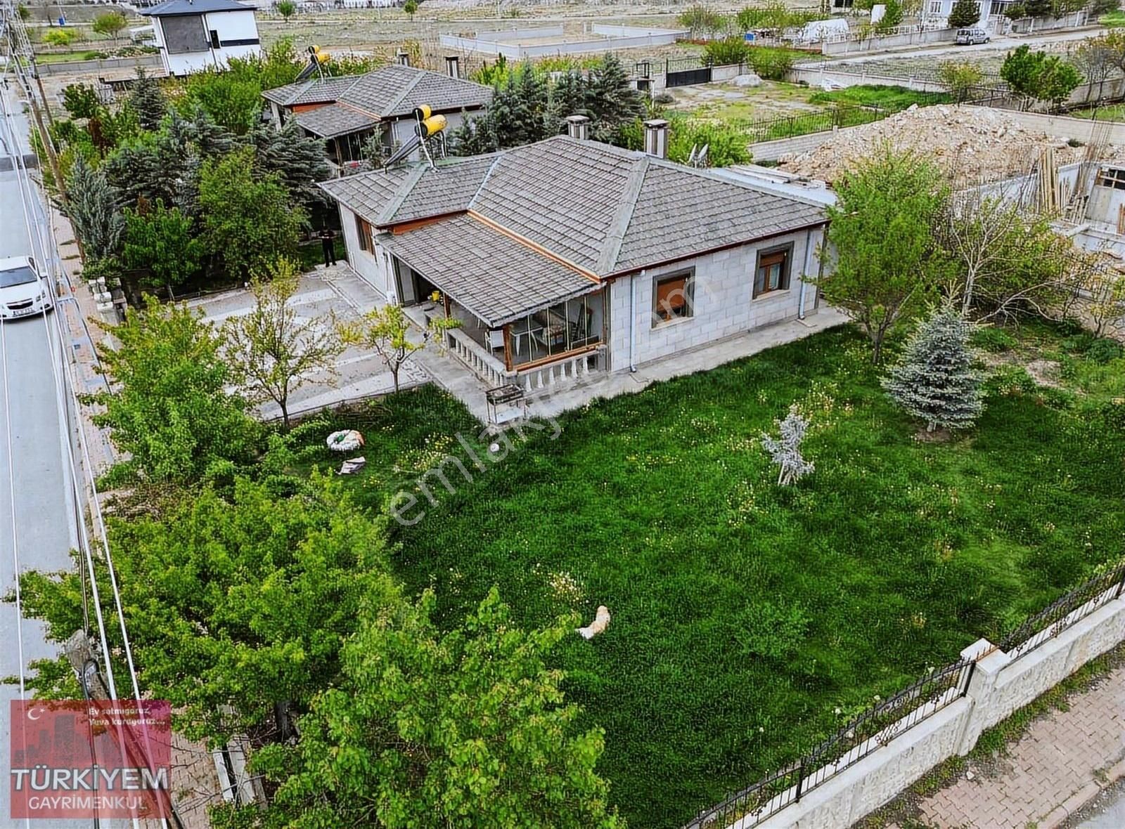 Melikgazi Gesi'de Güzel Konumlu Villa Fırsatı
