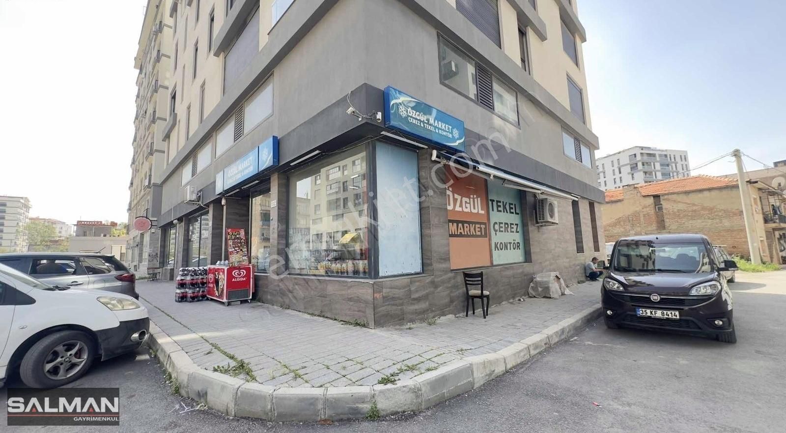 K.yaka Medical Point Has. Yakını Satılık Köşe Blv Üzeri Dükkan