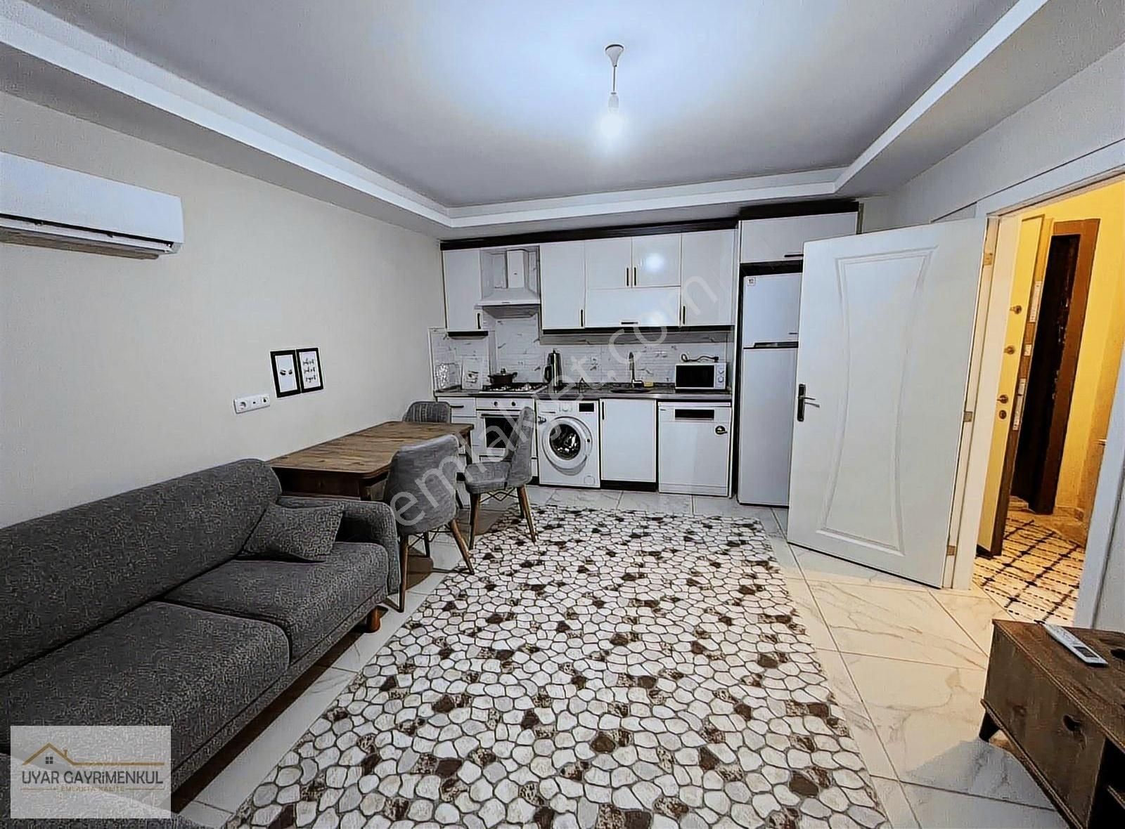 Uyar Gayrimenkulden Silifke Taşucu 1+1 Eşyalı Satılık Daire