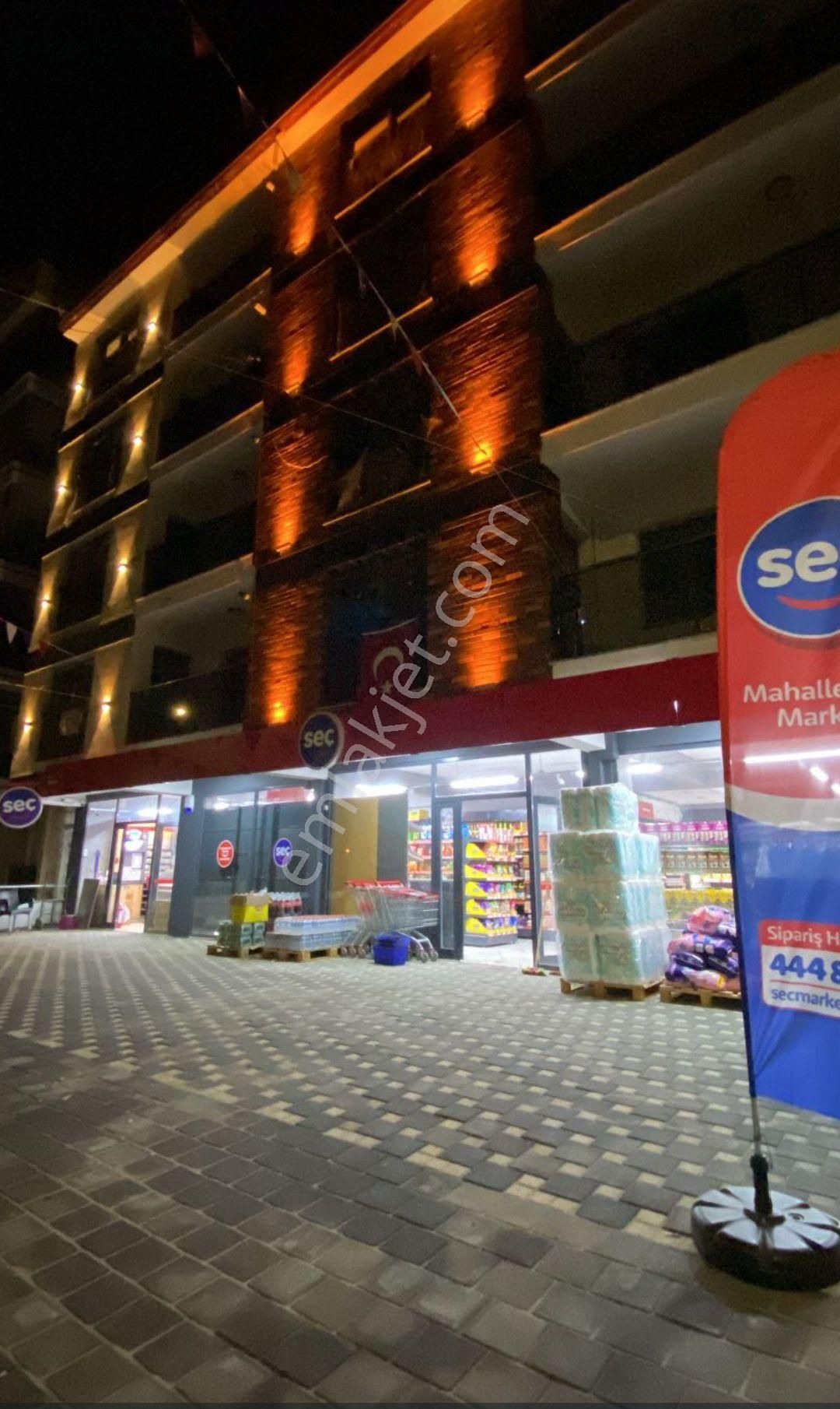 Salihli'nin Gelişen Yerinde Devren Satılık Market