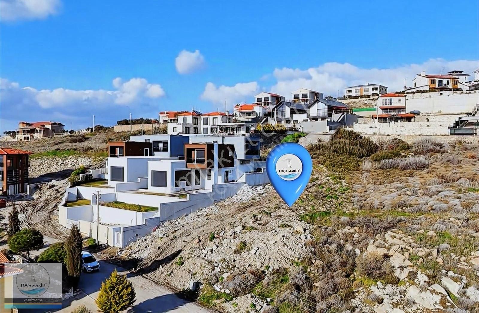 Foça'da 1.350 M2 Deniz Manzaralı Ve Konut İmarlı Arsa